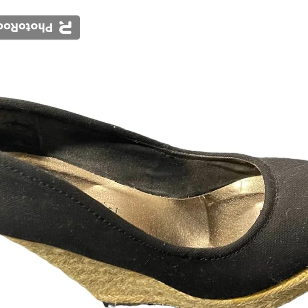 Madden Girl Wedges Black Chunky Shoes Espadrilles - Fabric Material - size 8.5